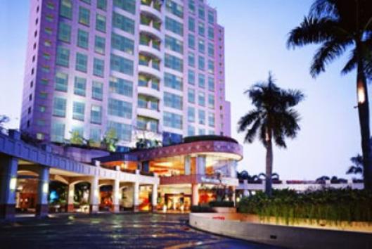 Sheraton Surabaya Hotel & Towers 5*