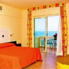 San Vincenzo 4*