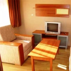 Sequoia  4*