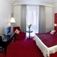 Hotel de Paris  4* de Luxe