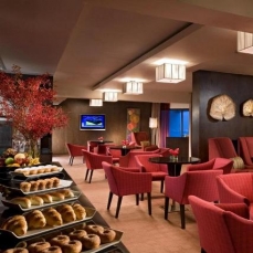 Royal Orchid Sheraton Hotel & Towers 5*