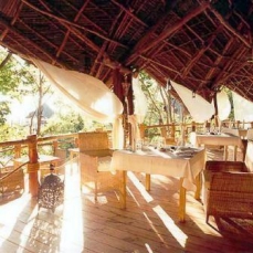 Fundu Lagoon Lodge 5*