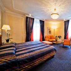 Hotel Schweizerhof 4*