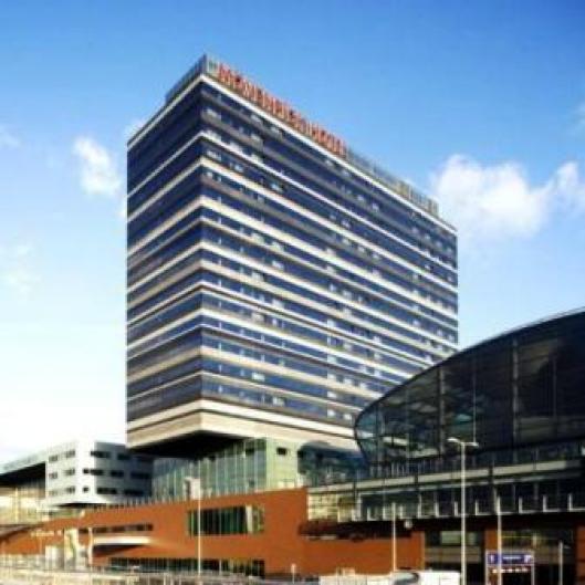Mövenpick Amsterdam City Centre 4*
