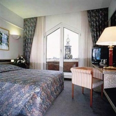 Jolly Carlton 4*