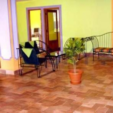 Gloria Ann Beach Heaven Hotel 3*