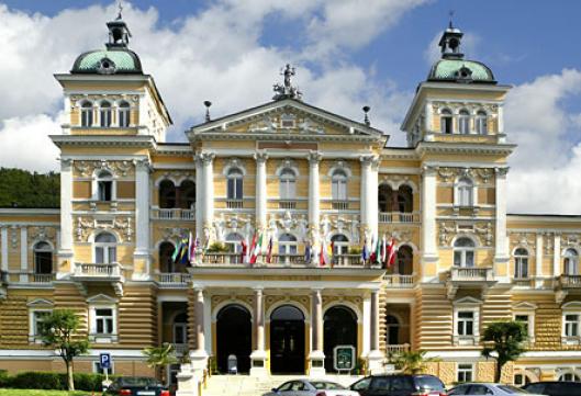 Spa Hotel Nove Lazne 5*