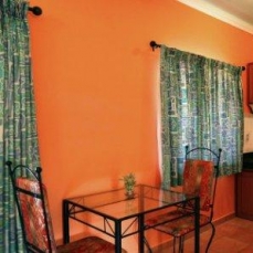 Svelton Manor Hotel 3*