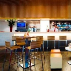 Ibis Amsterdam Centre 3*