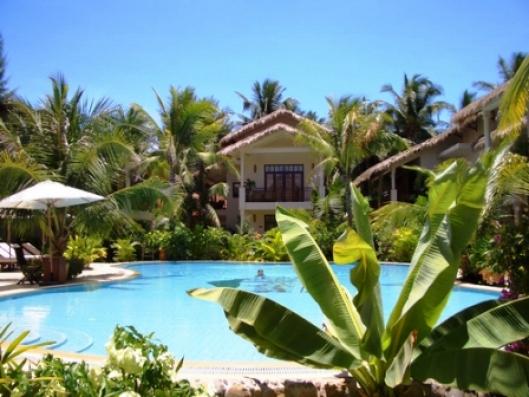 Bamboo Village Beach Resort 3*