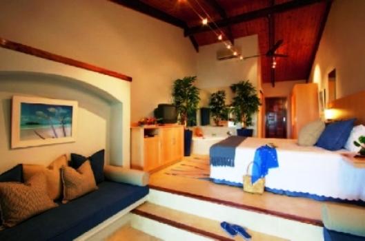 Coco de Mer Hotel/ Black Parrot Suites 4*