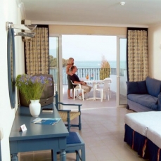 Louis Corcyra Beach 4*