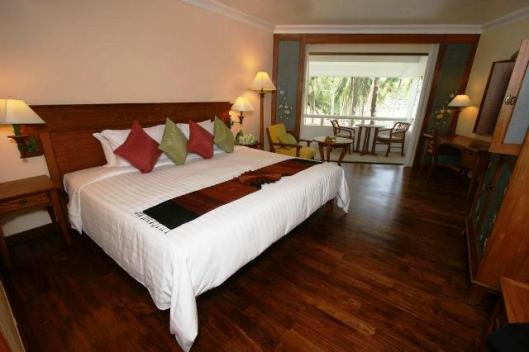 Le Meridien Phuket Beach Resort 5*