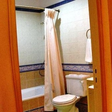 Raquel Hotel 3*