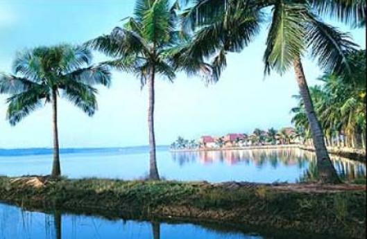 Aquaserene Resort Kollam 3*