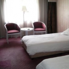 Bamboo Grove Hotel 4*
