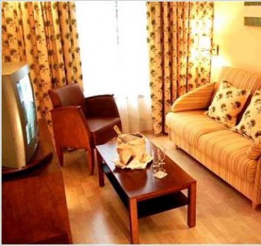 Carlton Plaza 5*