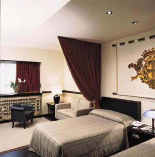 NH Grand Hotel Verdi  4*