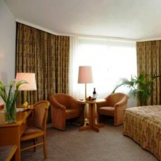 Diplomat Hotel Prague 4*