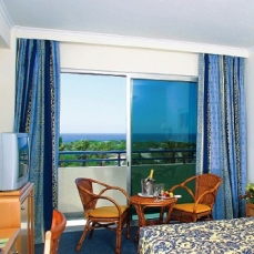 Dome Beach 4*