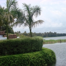 Kumarakom Lake Resort 5*
