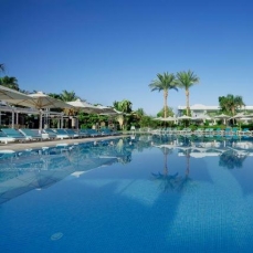 Novotel Beach 5*