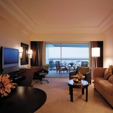Shangri-La’s Mactan Island Resort 5*