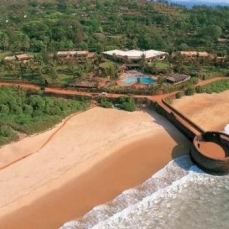 Fort Aguada Beach Resort 5*