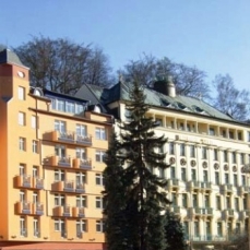 Central 4*