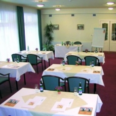 Central 4*