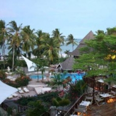 Diani Reef Beach Resort & Spa 5*