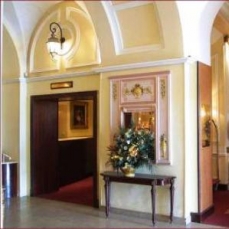 West End 4*