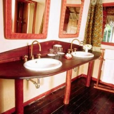 Pole Pole Bungalow Resort 4*
