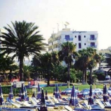 Anonymous Beach 3*