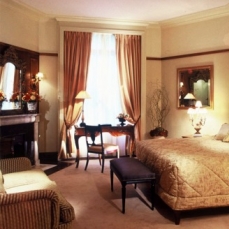 Le Royal Monceau 4*  de Luxe