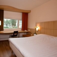 Ibis Amsterdam Airport 3*
