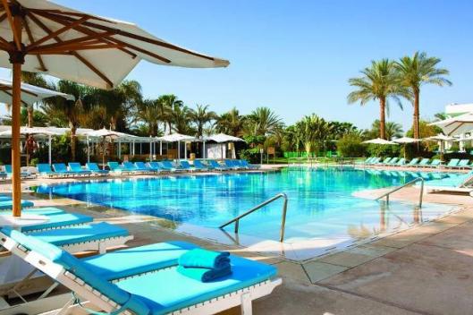 Novotel Beach 5*