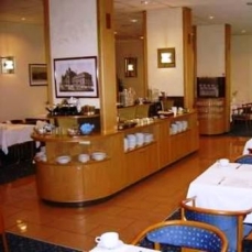 Carlton Hotel 4*