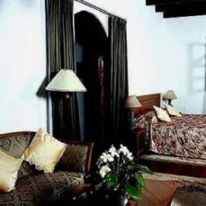 Félicité Private Island 4*