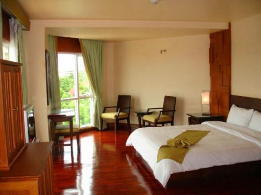 Sea Breeze Jomtien Resort 3*