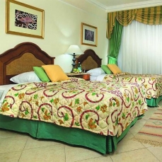 Renaissance Golden View Beach 5*