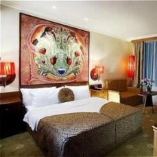 Crowne Plaza Hotel Prague Castle 5*