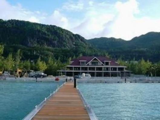 The Wharf Hotel and Marina 4*
