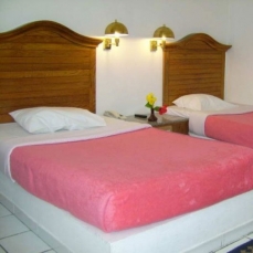 Aladdin Beach Resort 4*