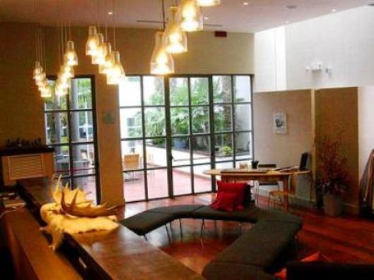 Town House 12  4*