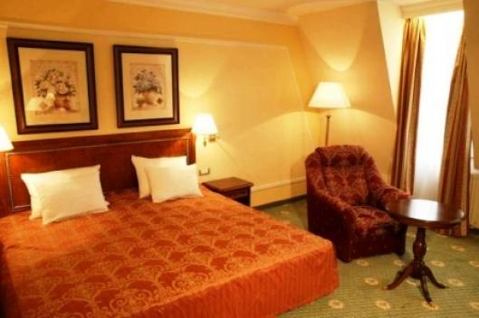 Carlsbad Plaza 5*