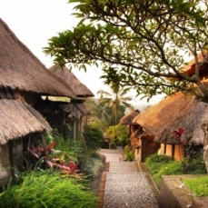 Kamandalu Resort & Spa 5*