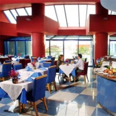 Panorama Hotel 4*