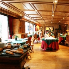Mont-Blanc 4*