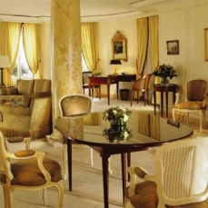 Le Bristol  4* de Luxe